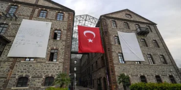 izmir-meslek-fabrikasinda-bahar-bulusmasi-mZziNP96.webp