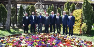 kayseri-buyuksehir-eski-bakani-agirladi-SrjUxBGL.webp