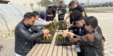 kayseri-buyuksehirden-universitelilere-uygulamali-tarim-egitimi-56rDCX7x.webp