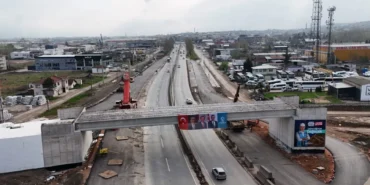kocaeli-basiskelede-dev-kirisler-9-saatte-yerlestirildi-pJg8Xagj.webp