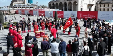 konya-meydanlarinda-mehter-coskusu-N2bcOB3F.webp