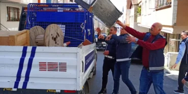 maltepenin-iki-mahallesinde-kaldirim-ve-yol-isgali-denetimi-6kUnzCb5.webp