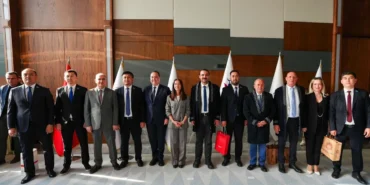 manisada-dunya-kulturleri-ayni-sofrada-bulustu-8yb8AnXX.webp