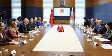 tbmmde-turkiye-arnavutluk-temasi-V9UOKK6j.webp