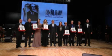 unlu-bestekar-adina-yasam-boyu-onur-odulu-zekai-tuncaya-verildi-zAWQrCqn.webp