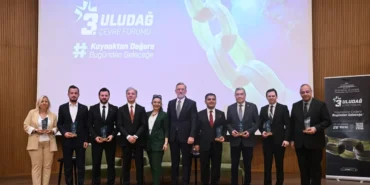 3-uludag-cevre-forumuna-bursa-business-school-ev-sahipligi-yapti-RCk6lMgO.webp