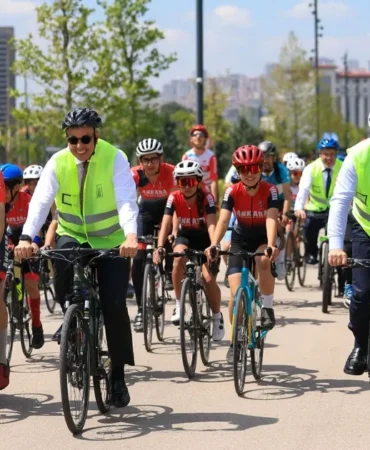 ankara-rize-gunlerinde-pedallar-hareketli-yasam-icin-cevrildi-RCUPiYCC.webp