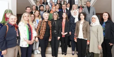 ankarada-bindalli-kitabi-tanitildi-sIS4O7kK.webp