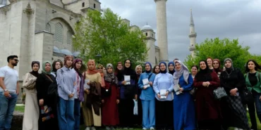bu-proje-hem-okutuyor-hem-gezdiriyor-hHgaLnWy.webp
