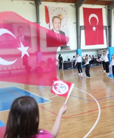 bursa-yenisehirde-19-mayis-coskusu-IsFQe1wk.webp