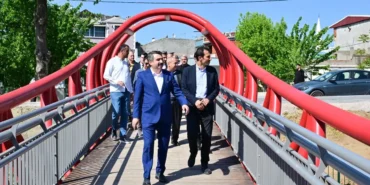 bursa-yildirimda-delicaya-modern-dokunus-P4B741VK.webp
