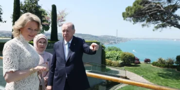 cumhurbaskani-erdogandan-ab-ve-savunma-vurgusu-turkiye-ab-iliskileri-stratejik-oneme-sahip-j3HQOXGA.webp