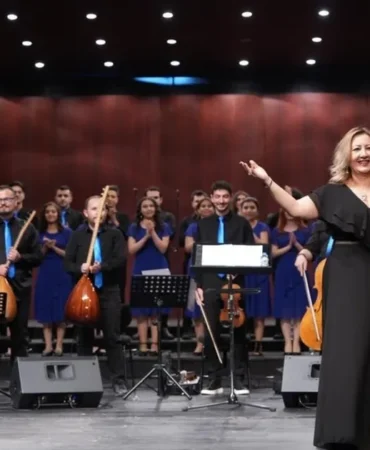 eskisehirde-genclik-korosundan-turkulere-yolculuk-dIiP8DqO.webp