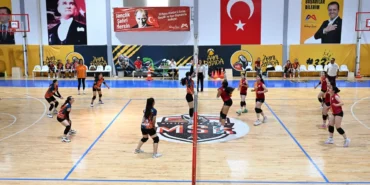 genclerin-bayrami-mersinde-turnuvalariyla-taclandi-pqWDZ6WA.webp