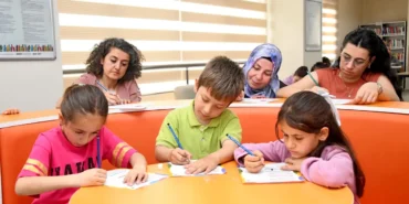 hayatimin-ilk-kutuphanesi-annem-anne-ve-cocuklarin-gonullerine-dokundu-CuGHHPDF.webp