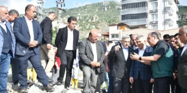huseyin-yayman-hatayda-sel-bolgesinde-incelemelerde-bulundu-6zOteLFu.webp