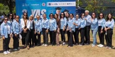 izmirde-3-yas-universiteleri-genclik-enerjisi-yayiyor-APeWW2S9.webp