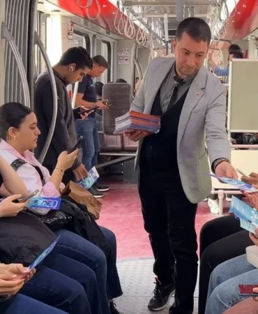 kayserililere-sahada-kbb-trafik-uygulamasi-tanitimi-Ob4g7OlC.webp