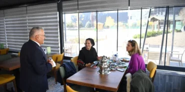 kaytur-glutensiz-kafeye-ziyaretci-akini-hHrVC48U.webp