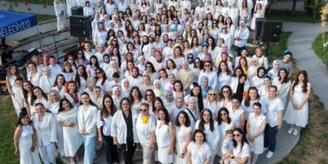 kocaelide-izmit-belediyesi-anneleri-unutmadi-c4ydviTL.webp