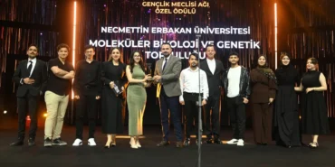 konya-gencligi-odullendirildi-em8llHGJ.webp