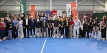 konya-il-birinciligi-tenis-turnuvasi-karatayda-tamamlandi-VWbTlXq3.webp