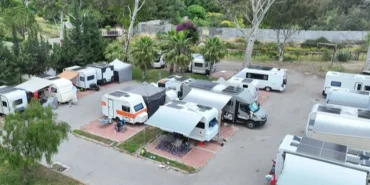 konyaalti-karavan-parkta-bayram-yogunlugu-Fs7aMjk9.webp