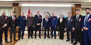memduh-buyukkilica-vakif-ziyareti-CI9qd4DI.webp