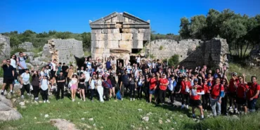 mersinde-19-mayis-ruhu-tarih-doga-ve-genclik-ile-birlesti-MhehjMBX.webp