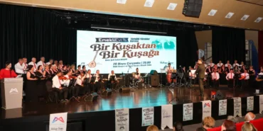 mersinde-bir-kusaktan-bir-kusaga-konseri-coskuya-sahne-oldu-fvHmFMKh.webp