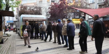 orduda-halk-ekmek-ilgi-goruyor-ObhYtBem.webp