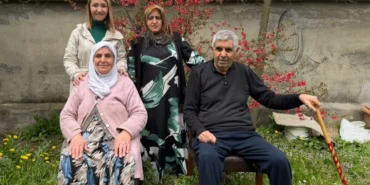 pazaryerinde-baskan-tekinden-gonullere-dokunan-mesai-zJvQbWg8.webp