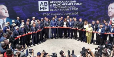 afyonkarahisar-blok-mermer-fuari-kapilarini-acti-183-yabanci-alici-turkiyede-3XSZKK3P.webp
