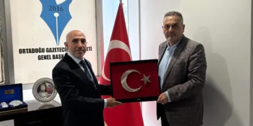 agrida-ortadogu-gazeteciler-cemiyetine-saim-durmustan-ziyaret-IYdtcziX.webp