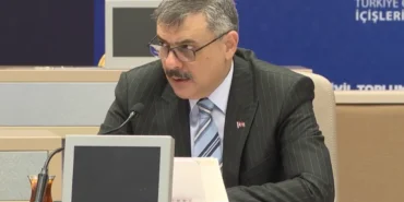 bakan-ciftci-goc-dogru-yonetildiginde-stratejik-firsattir-QH2I8duu.webp