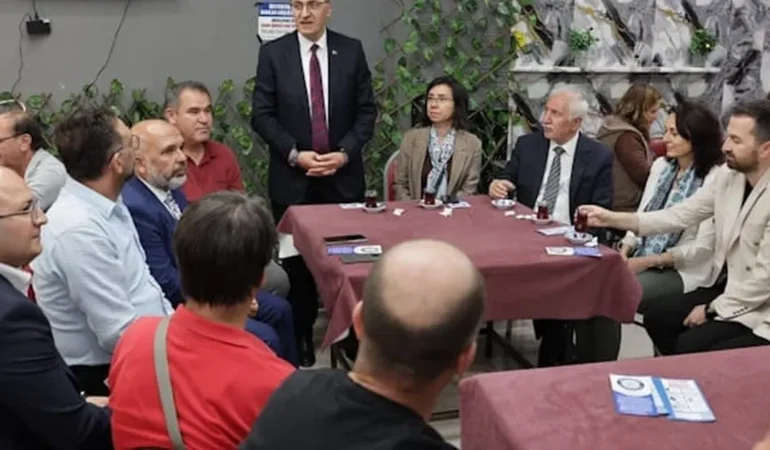 baskan-kahveciden-usaktaki-kutahyalilar-dernegine-nezaket-mi7NH8TU.webp