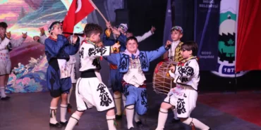 bursa-inegolde-halk-danslari-toplulugundan-yaza-merhaba-W1r46JvZ.webp