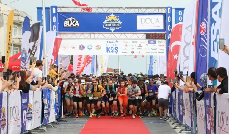 bursa-mudanyada-1040-sporcu-tarihin-izinde-kostu-36d1YmSs.webp