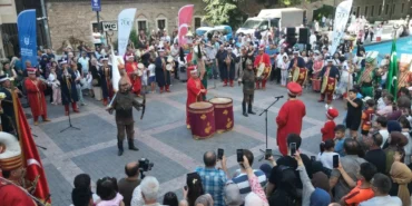 bursada-fetih-ruhu-mehter-marslariyla-yasatildi-6haZ6EzO.webp