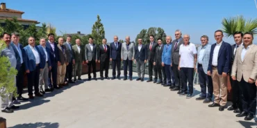 bursada-gorev-yeri-degisen-kaymakamlar-icin-veda-programi-duzenlendi-ET7hRdy9.webp