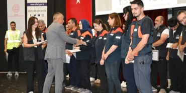 bursada-ozel-gereksinimli-bireyler-icin-afet-yonetimi-projesi-tamamlandi-6wgZnr6s.webp