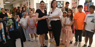 izmir-karabaglarda-sanatin-renkleri-ve-ezgileri-bulustu-wp8qKFMs.webp