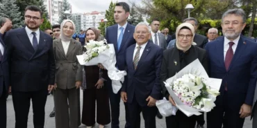 kayseri-iki-bakani-birden-agirladi-FHD1Yujs.webp