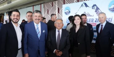 kayserililer-zirvesine-buyukkilic-damgasi-KHm4rEmY.webp