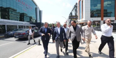 kocaelide-ucak-pistine-donen-cadde-esnafindan-baskana-tesekkur-lKjBT5GE.webp