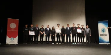 liselerarasi-veri-olimpiyatinda-sampiyon-merkezveri-g6XUquRy.webp