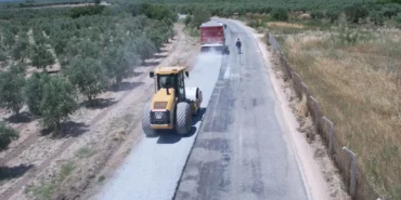 manisada-akhisar-mecidiye-ve-sehzadeler-yeniharmandalinin-yollarina-bakim-wCvJuex2.webp