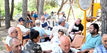 mersinde-babalar-gununde-vefa-bulusmasi-Jyr8npK3.webp