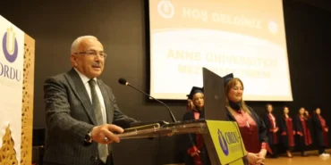 orduda-anne-universitesinde-ikinci-donem-mezuniyet-sevinci-3HEMDOSM.webp