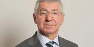 otomotivde-gelecegin-rotasi-ciziliyor-pXV5DFdI.webp